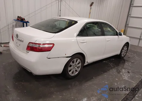 2009 Toyota Camry Xle z USA, uszkodzony, nr VIN 4T4BE46K69R105420